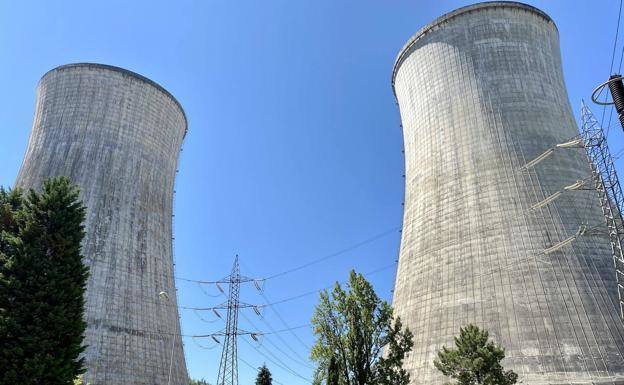 Cubillos del Sil acoge «con pena pero mirando al futuro» el inicio de las voladuras en la térmica Compostilla II