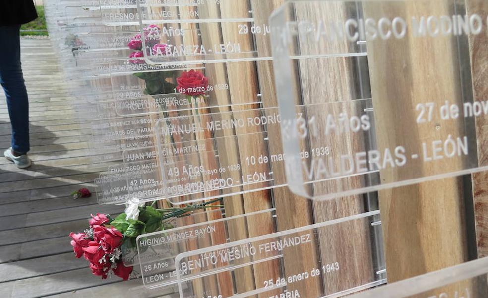 La 'memoria recuperada' llama desde su monumento en el cementerio de León