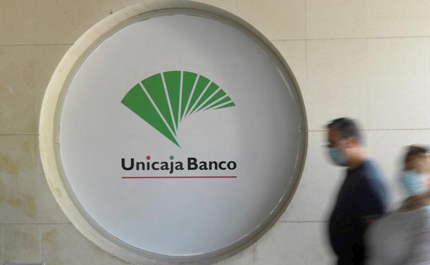 Unicaja Banco ofrece bonificaciones de hasta el 4% para traspasos y del 2% para aportaciones periódicas a planes de pensiones