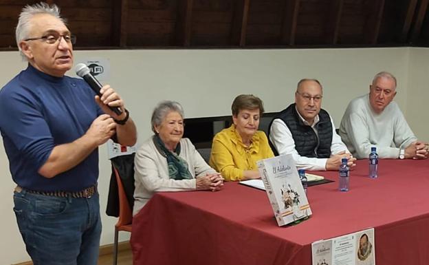 León conoce 'El Adelanto', el periódico manuscrito de las alumnas de Cimanes del Tejar durante 35 años