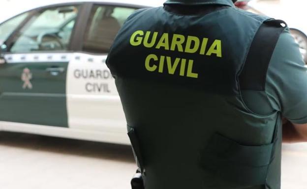 Dos detenidos tras localizar una plantación de marihuana en una vivienda del poblado de la CHMS en Ponferrada