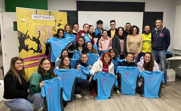 El Espacio Joven de Valencia de Don Juan recibe a 60 técnicos de toda la provincia