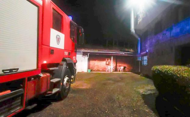 Un incendio afecta a un albergue de refugiados en Pradorrey