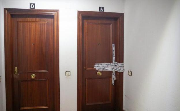 Analizan el móvil y el ordenador de la acusada de matar a su hija de 6 años en Gijón