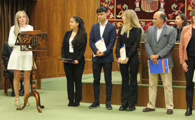 La Ule entrega los premios del concurso de relatos sobre economía inclusiva