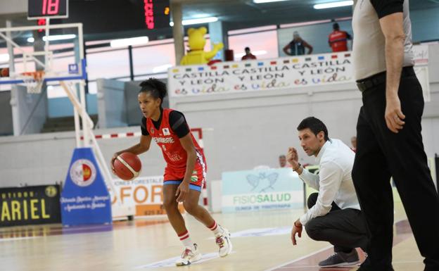 El Embutidos Pajariel Bembibre visita al Barça este domingo en la Liga Femenina Endesa