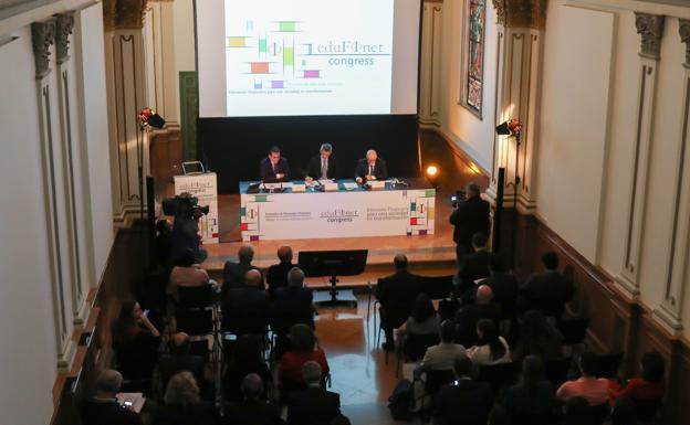 Medio centenar de expertos participa en el V Congreso de Educación Financiera del Proyecto Edufinet de Unicaja