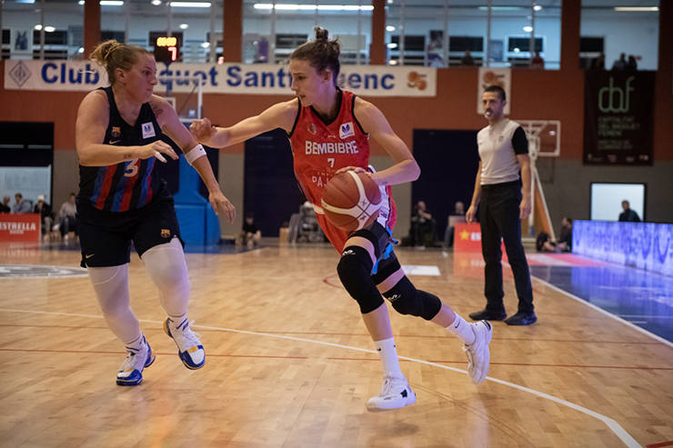 Al Embutidos Pajariel Bembibre no le llega con una buena reacción ante Barça CBS
