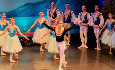 Kiev y su ballet vencen al mal sobre las tablas del Auditorio