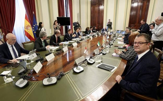 Partida de 10 millones para paliar los efectos de la guerra en la ganadería