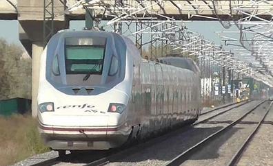 La Junta autoriza bonificar el 25 por ciento del billete a usuarios recurrentes del tren en Castilla y León