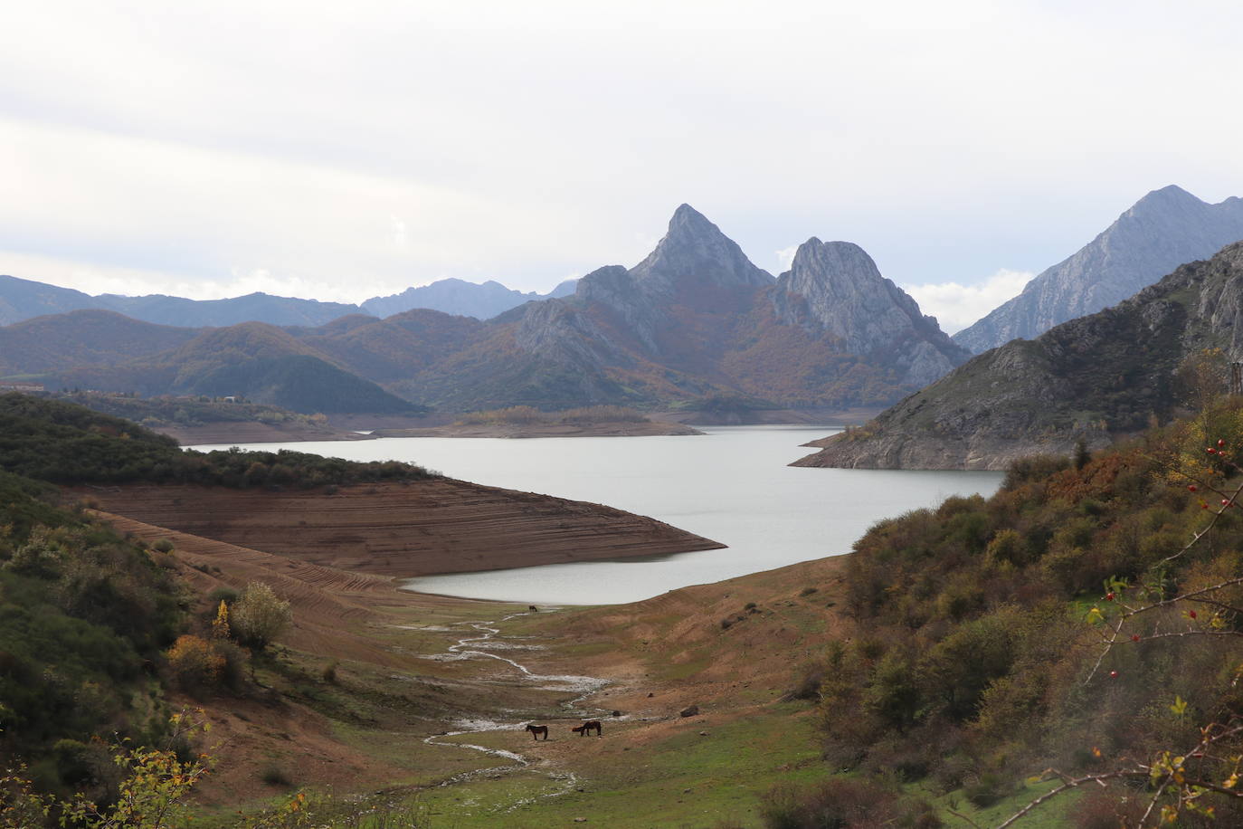 El pantano de Riaño, al descubierto