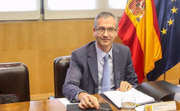 Los jubilados de UGT declaran persona 'non grata' al goberdador del Banco de España