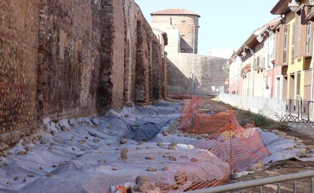 La calle Carreras estará finalizada en abril pese a los cambios en el proyecto de obra