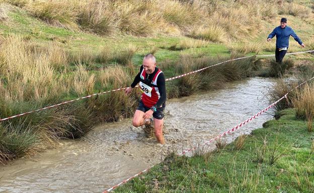 Miguel Rubio y Leticia Prieto brillan en el gélido páramo del Cross de Villabalter