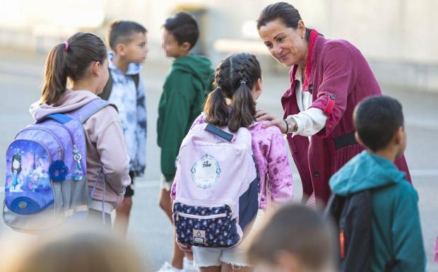 Bembibre pone en marcha una 'Escuela de Familias' para «hacer más sencilla la tarea de educar»