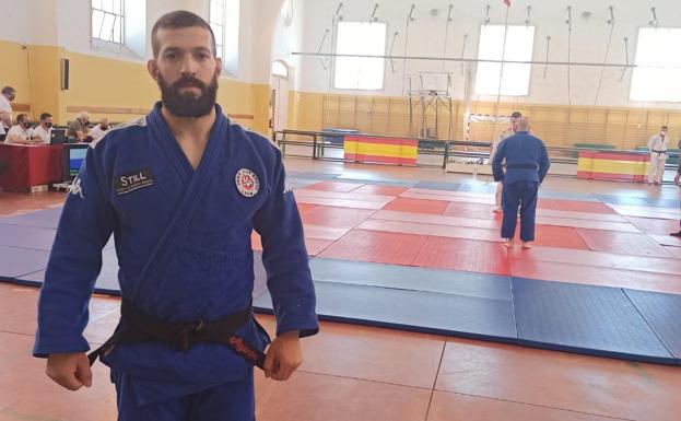 Alejandro Escobar logra una plaza en la fase final del Campeonato de España sénior