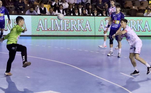 Jordi Ribera incluye a Antonio Martínez en su prelista para el Mundial