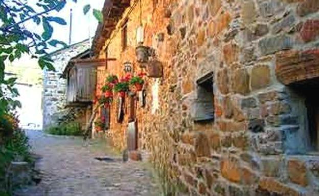 El turismo rural se desploma en octubre y León pierde uno de cada tres viajeros y pernoctaciones