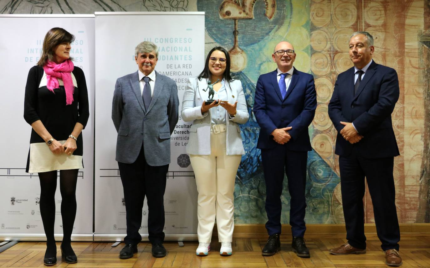 III Concurso de la Red Iberoamericana de Facultades de Derecho