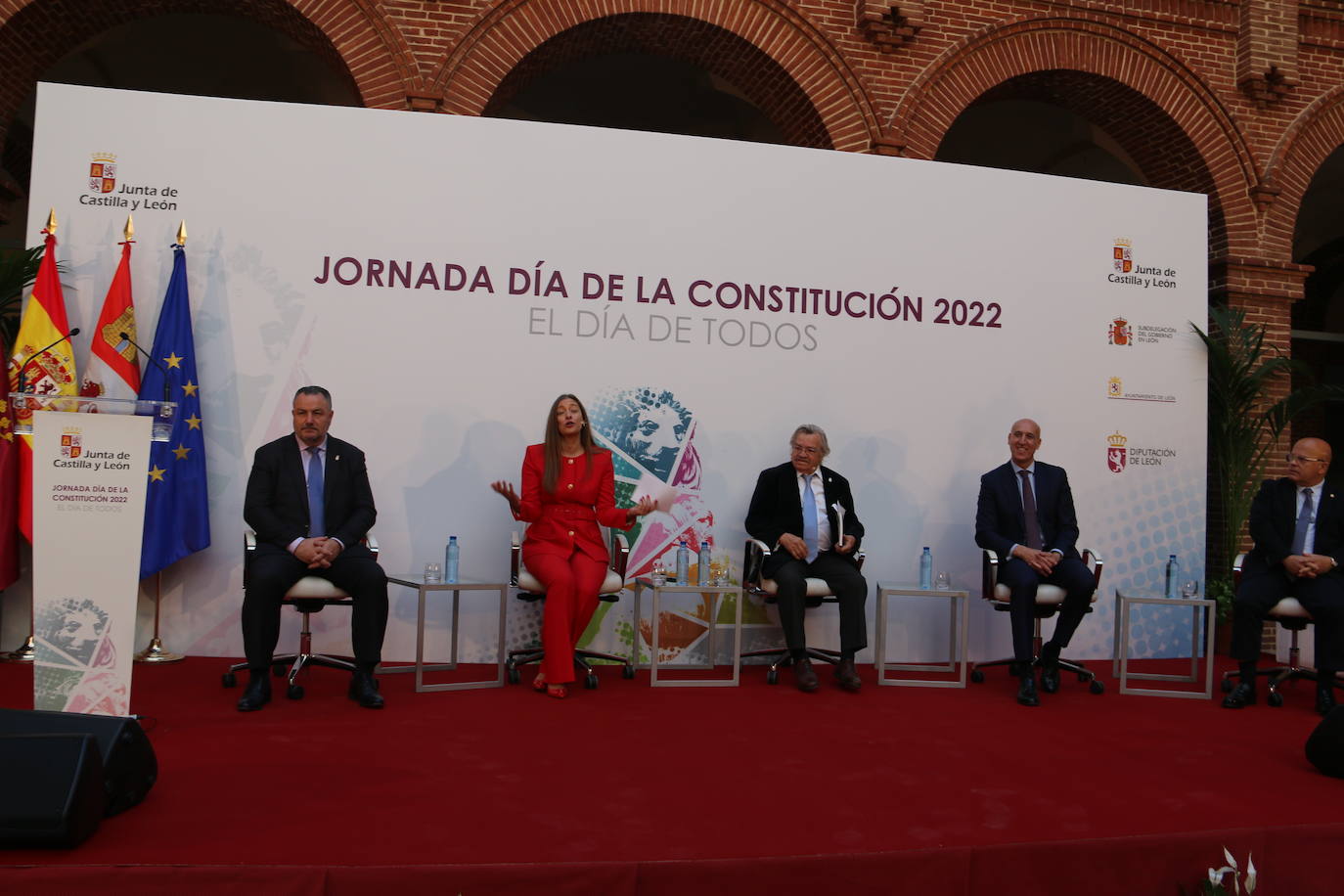 La provincia de León se reúne entorno a la Constitución