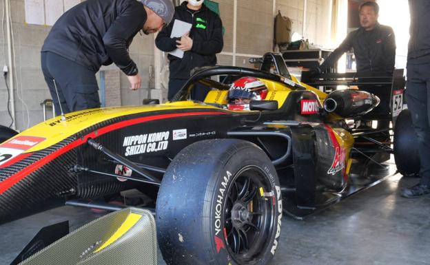 Vidales se sale en los segundos test de la Super Formula Light japonesa