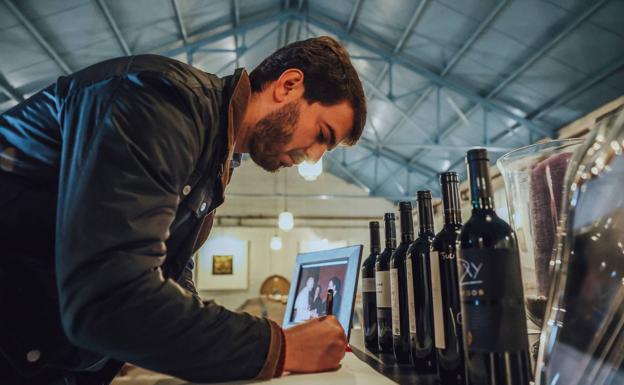 García-Gallardo ve en el sector del vino «una pieza para el posicionamiento internacional» de la Comunidad