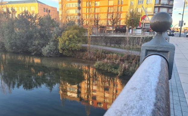 La lluvia se toma un respiro durante la jornada de este sábado en León
