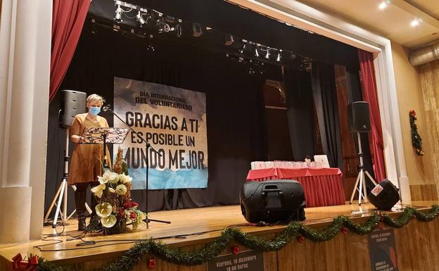 Valencia de Don Juan rinde homenaje a «sus voluntarios»