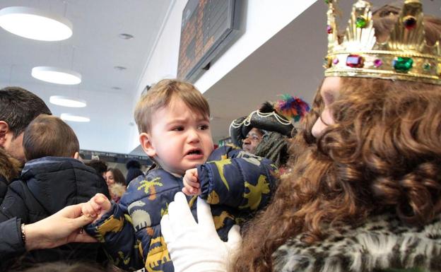 Cabalgata (de Reyes) y Cabalgaza (de Papá Nöel), las estrellas navideñas en León