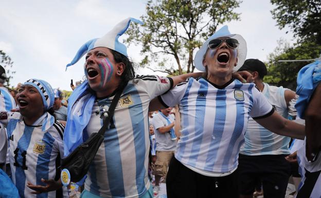 «Ahora nos volvimo' a ilusionar», el nuevo himno de la apasionada Argentina