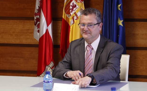 Dueñas anima a sembrar remolacha y anuncia ayudas de 1.100 euros por hectárea con la nueva PAC