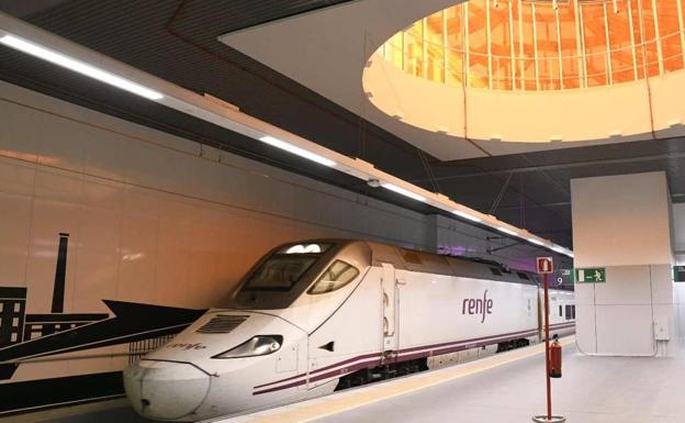 Renfe comienza la implementación de horarios en código QR en las estaciones, apeaderos y trenes