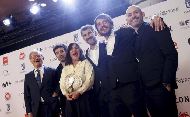 La berciana 'As bestas' triunfa en unos Premios Forqué con un emotivo homenaje a Verónica