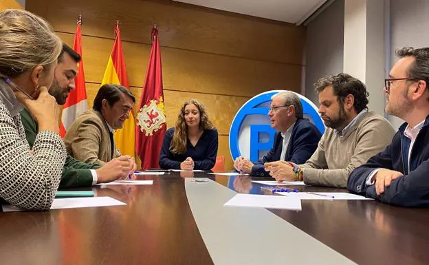 Ester Muñoz: «Los presupuestos para 2023 demuestran que León gana con el PP y Mañueco y pierde con Sánchez y el PSOE»