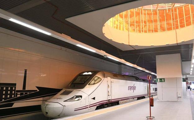 Tres trenes de León adquieren la obligación de servicio público y entrarán dentro de los bonos