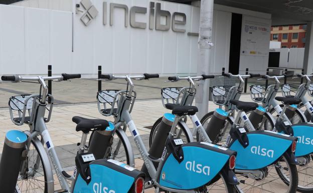 León sigue «desarrollando la movilidad en bicicleta» con un nuevo punto de préstamo en La Lastra