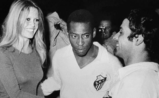 La Deportiva muestra sus condolencias por el fallecimiento de Pelé