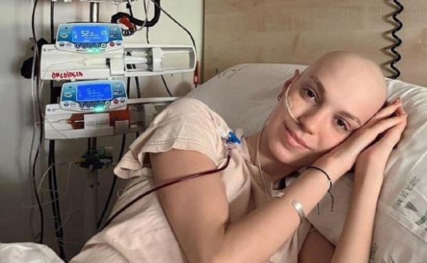 Lágrimas por Elena Huelva, ejemplo de lucha frente al cáncer