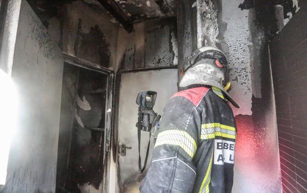 La explosión de un generador eléctrico obliga a intervenir a Bomberos en Pablo Flórez de León capital