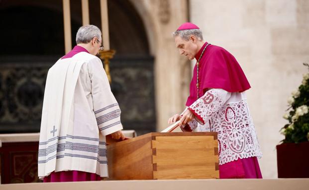 Directo | Funeral de Benedicto XVI, presidido por el Papa Francisco