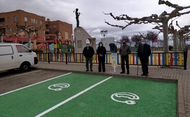 Santa María del Páramo entra en el mapa de la movilidad eléctrica