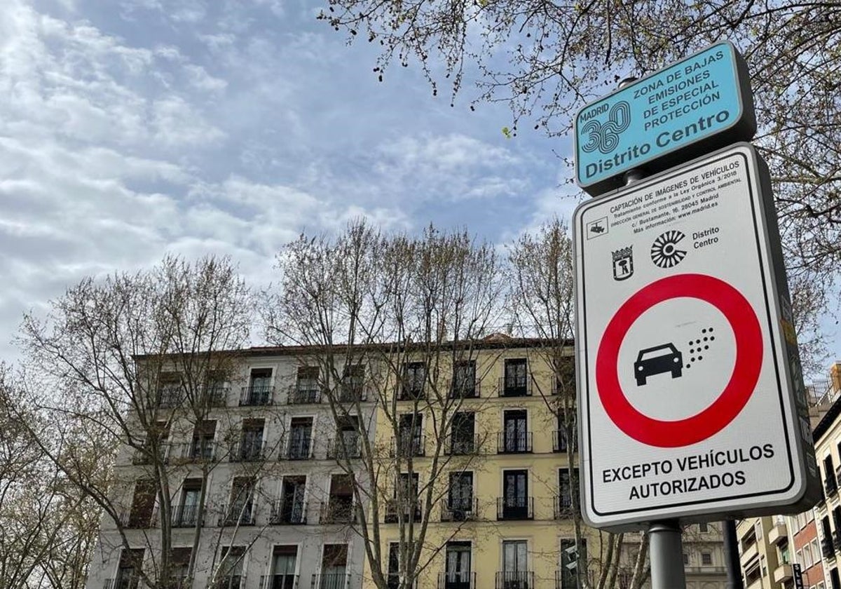 Cómo 'tunear' el motor del coche para acceder a las Zonas de Bajas Emisiones