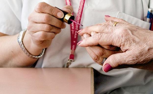 CSIF rechaza el convenio de la Ayuda a Domicilio y niega que la subida salarial alcance el 20% en 2026