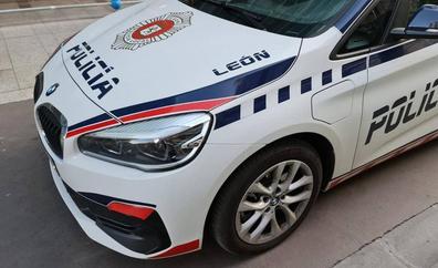 Un vecino de León reduce a un ladrón que le estaba robando en su coche