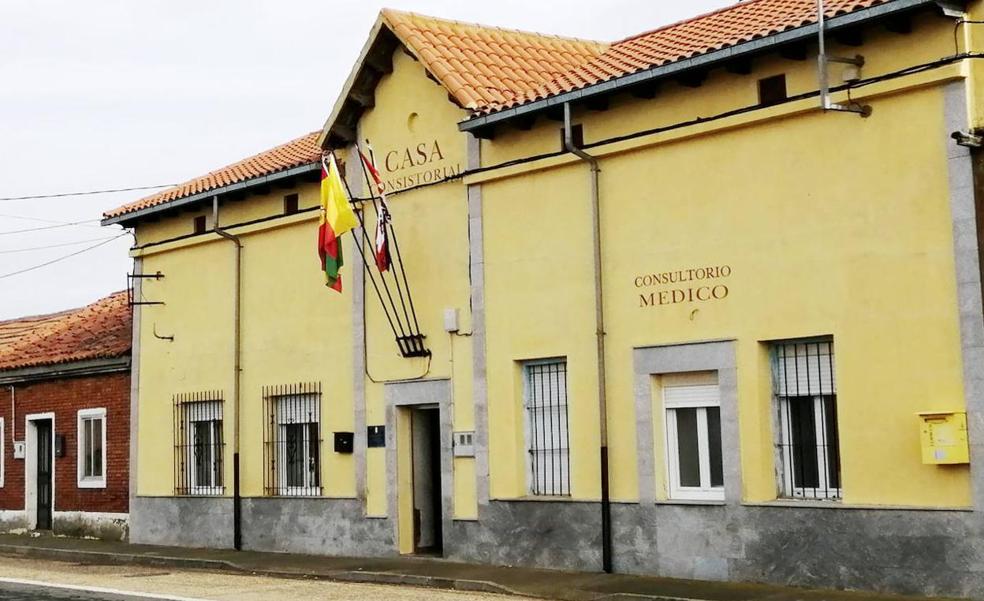 El Ayuntamiento de Pozuelo del Páramo lamenta «el triste espectáculo» del PSOE municipal mintiendo sobre las cestas de Navidad