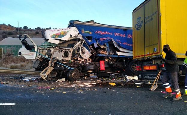 Fallecen dos personas de Soria y Zaragoza, tras sufrir un accidente en la N-122 en Golmayo