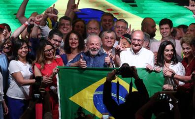 Lula gobierna con medio Brasil en contra