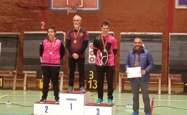 Siete medallas, tres de oro, para los tiradores leoneses en el Campeonato de Castilla y León de sala