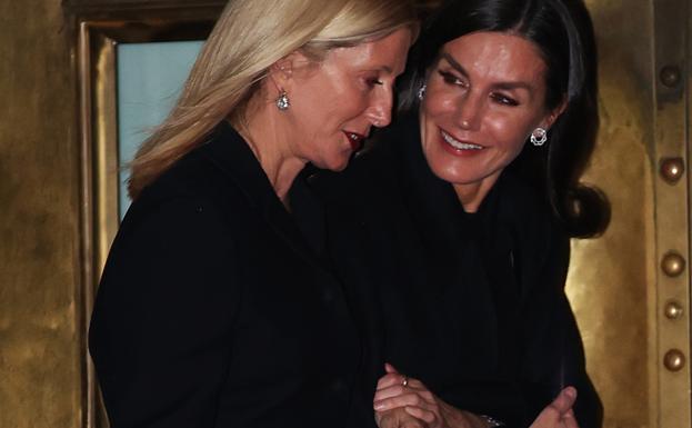 Doña Letizia y Marie Chantal se reconcilian en Atenas